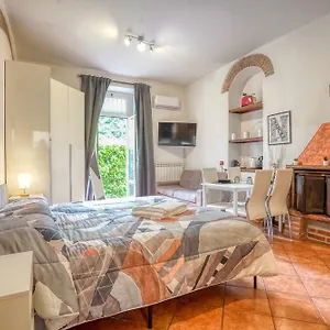 Dieghouse - Monolocale Con Cortile In Corte Lombarda Vicino Al Centro Monza