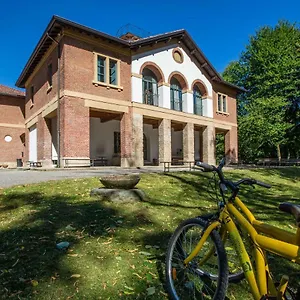 E Ostello, Parco Di Monza, Cascina Costa Alta Hostel